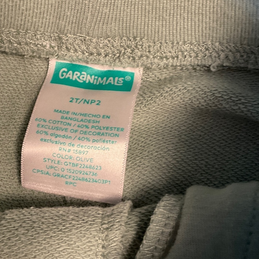 Garanimals Kids Pajama Set in Soft Green - Picture 8 of 9